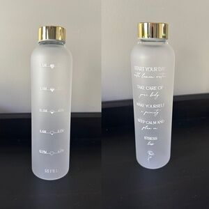 Glass Water Tracking Bottle